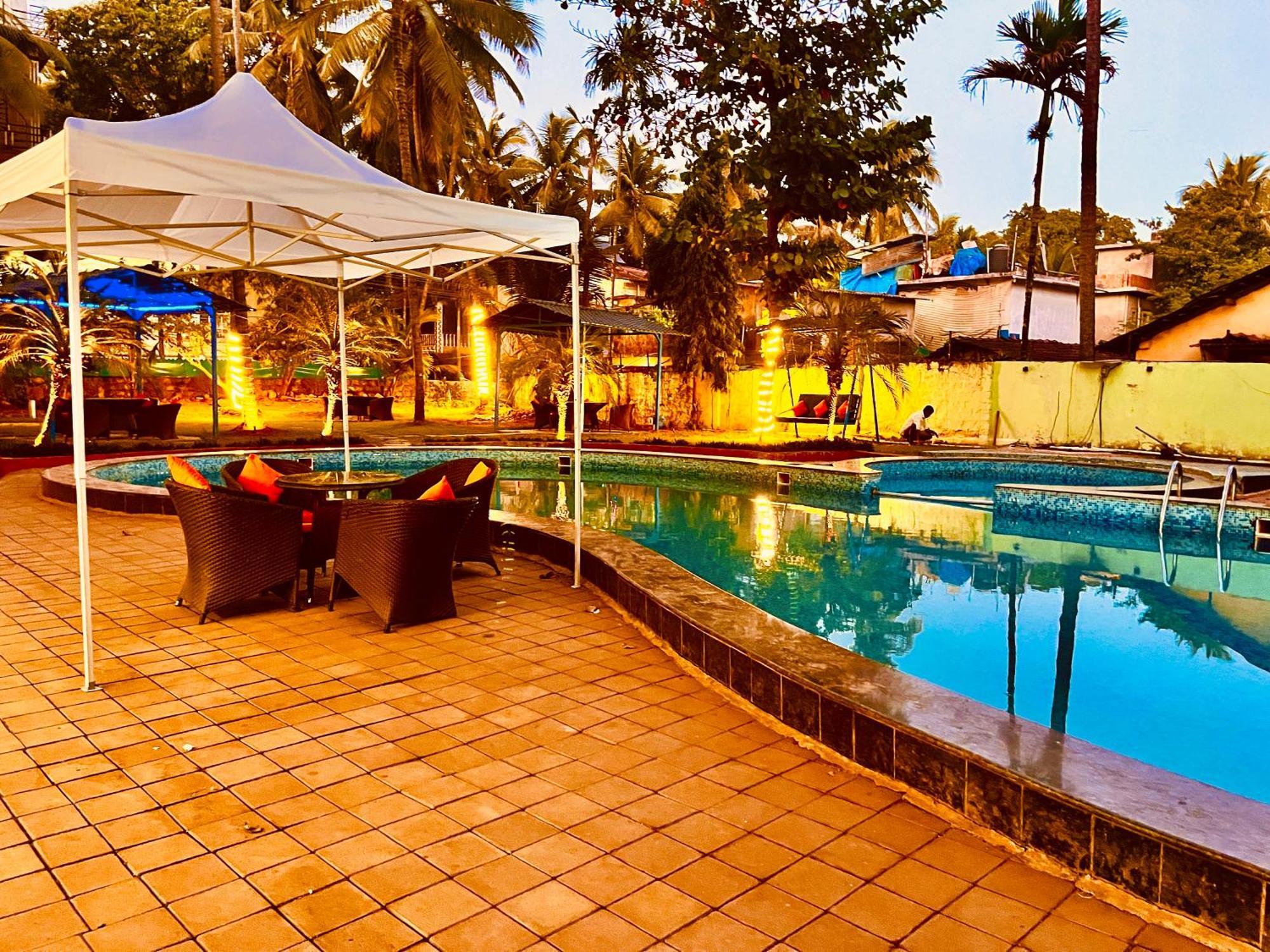 The Calagute Beach Resort By Shivam Resort 1 Km From Beach Candolim Kültér fotó