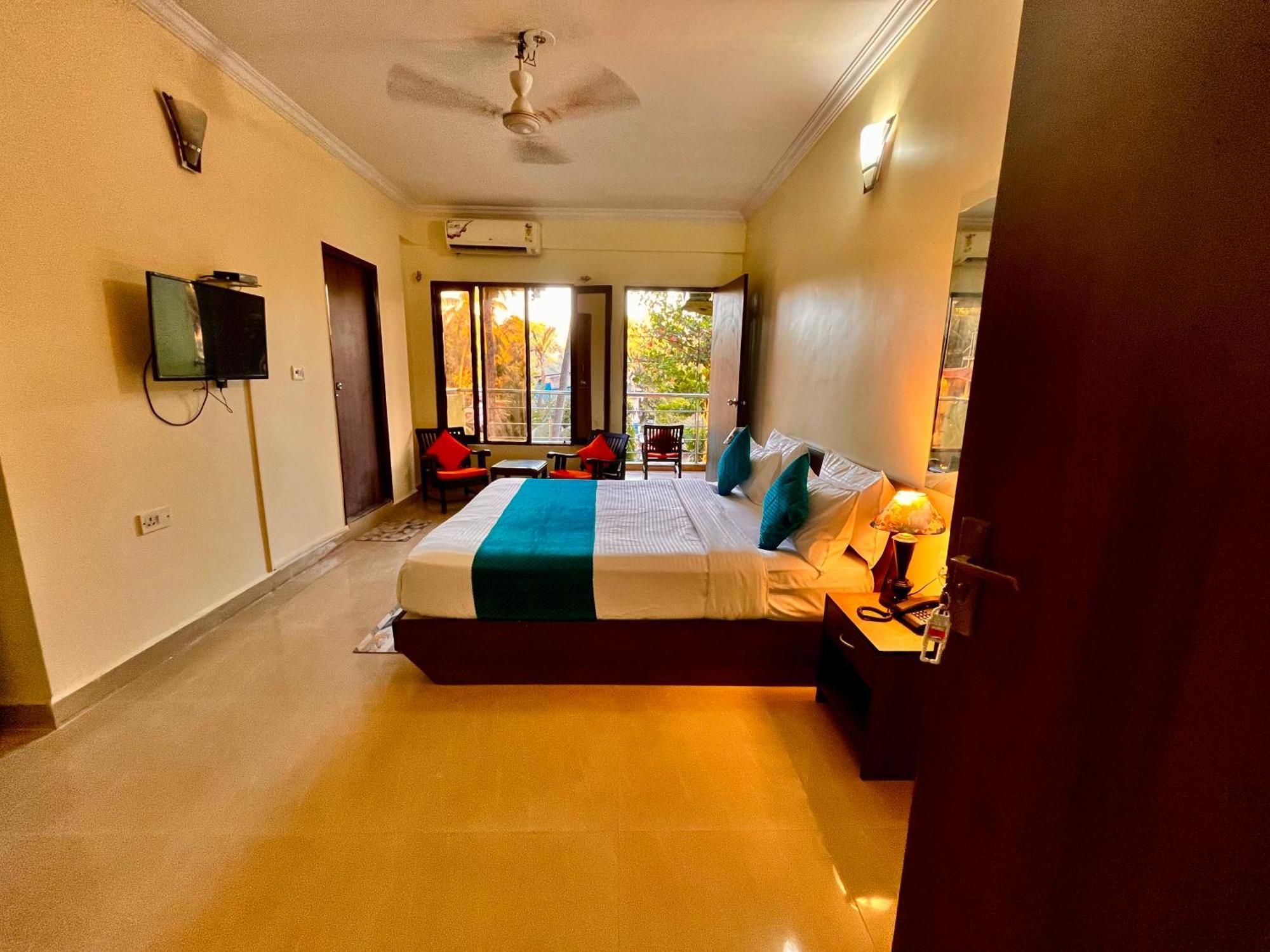 The Calagute Beach Resort By Shivam Resort 1 Km From Beach Candolim Kültér fotó