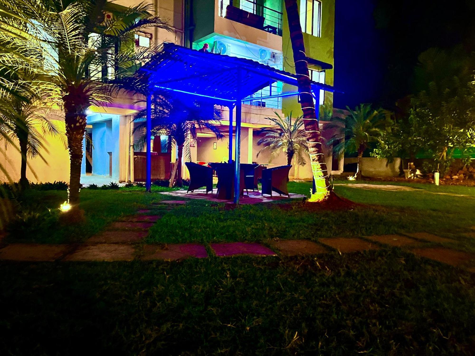 The Calagute Beach Resort By Shivam Resort 1 Km From Beach Candolim Kültér fotó